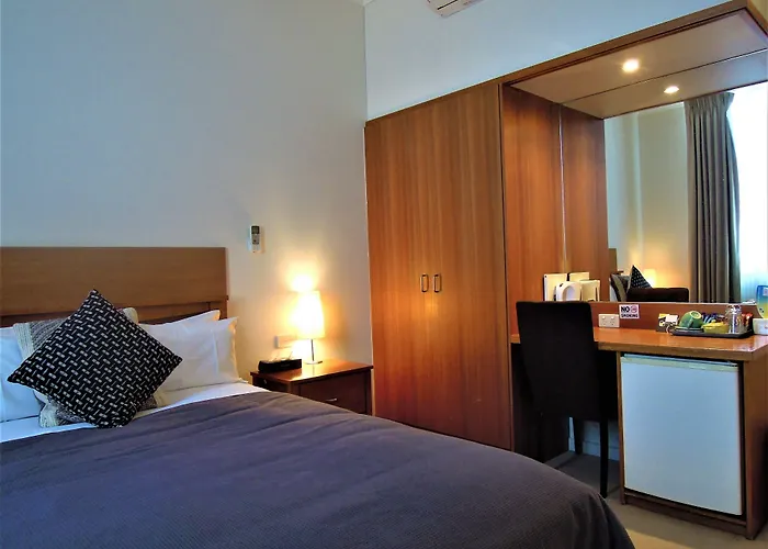 Plough Hotel Melbourne